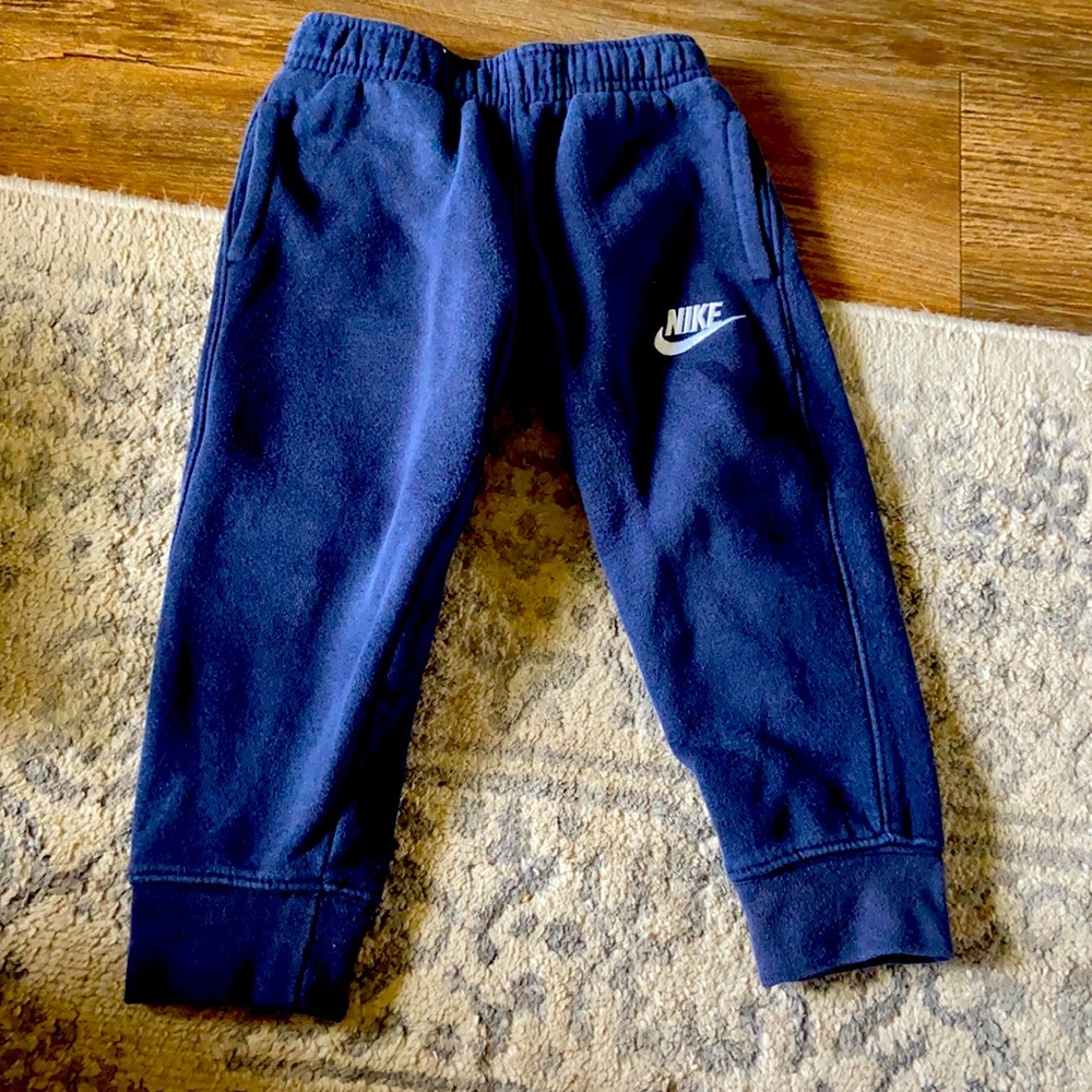 Boys Nike navy blue sweatpants joggers 3T